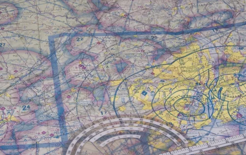 A NASA depende de um veículo gigante chamado Crawler Transporter para mover foguetes como o SLS. Com mais de 3.000 toneladas, ele é usado desde as missões Apollo até o programa Artemis.