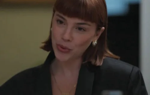 “Eu não me vendo!” — grita Solange antes de expulsar Odete da própria casa. O clima? Pior impossível. Foi guerra declarada ali mesmo - reprodução instagram / @vale.tudoremake