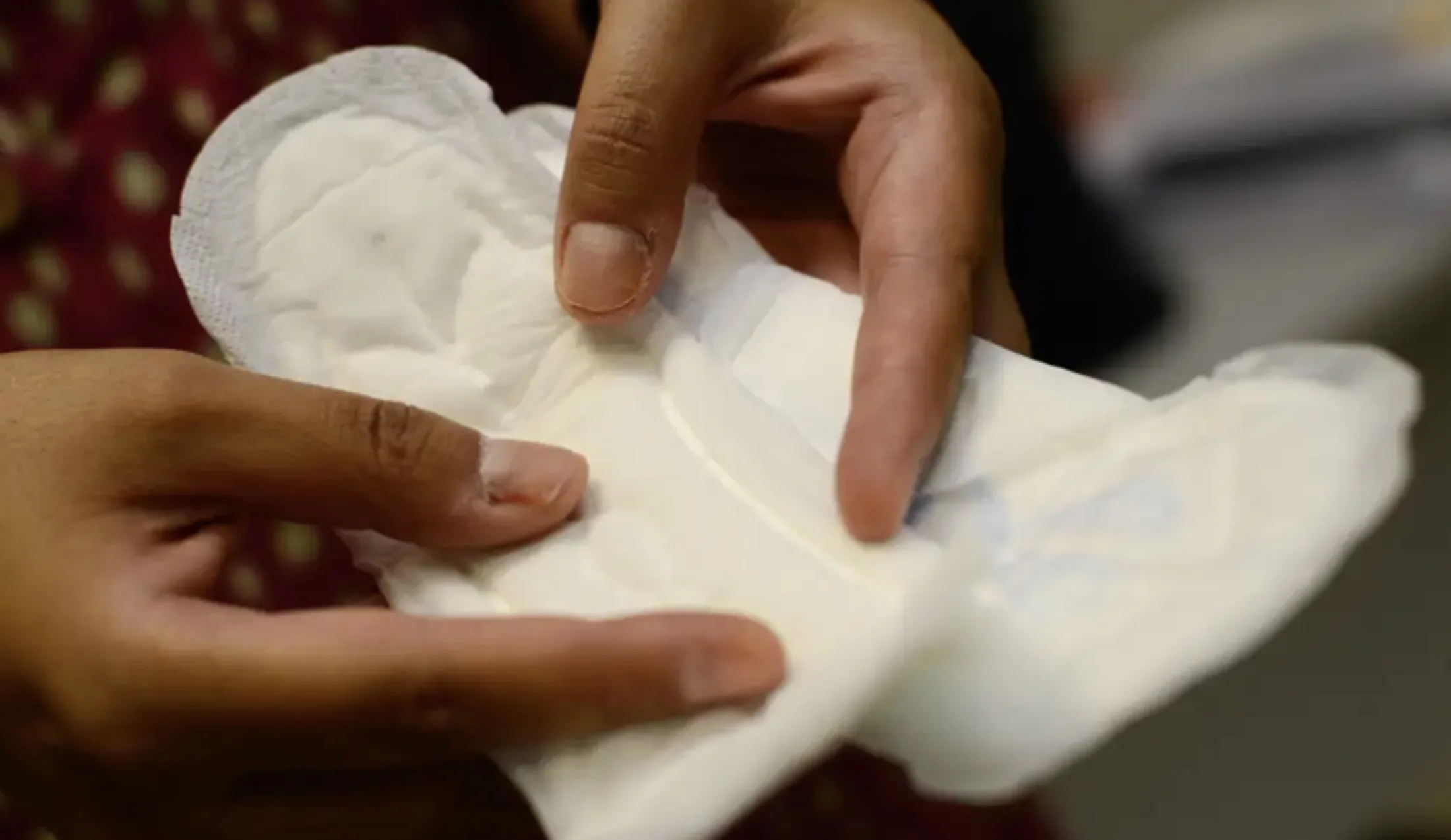 O juiz Marcus Livio Gomes deu 15 dias para o governo Lula apresentar um plano de ação para cumprir a lei dos absorventes gratuitos sancionada pelo Congresso - Foto: Marcello Casal Jr./Agência Brasil