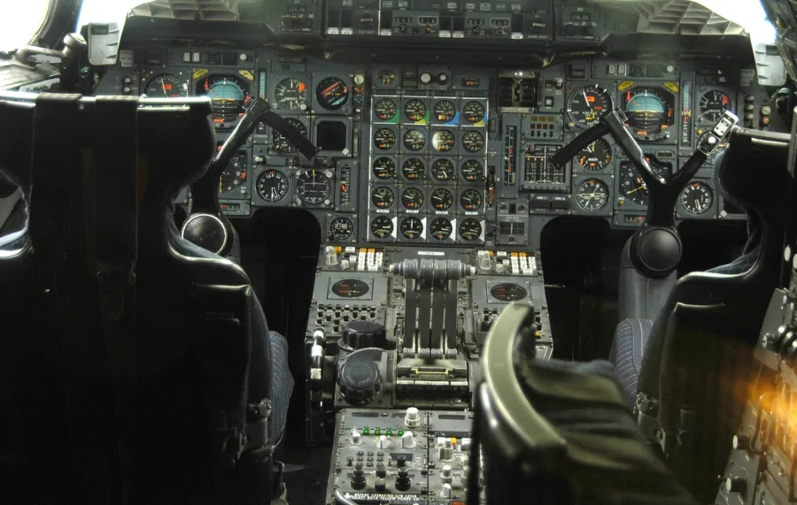O Concorde, a corrida supersônica e o silêncio dos céus: por que a aviação parou no tempo?