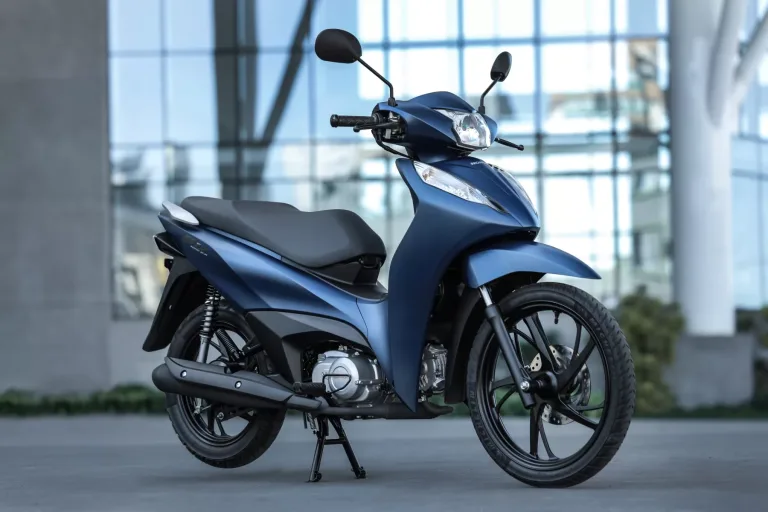 Honda Biz 125 2025: tudo sobre a nova scooter; confira preço, fotos, versões e ficha técnica dessa moto feita para a cidade