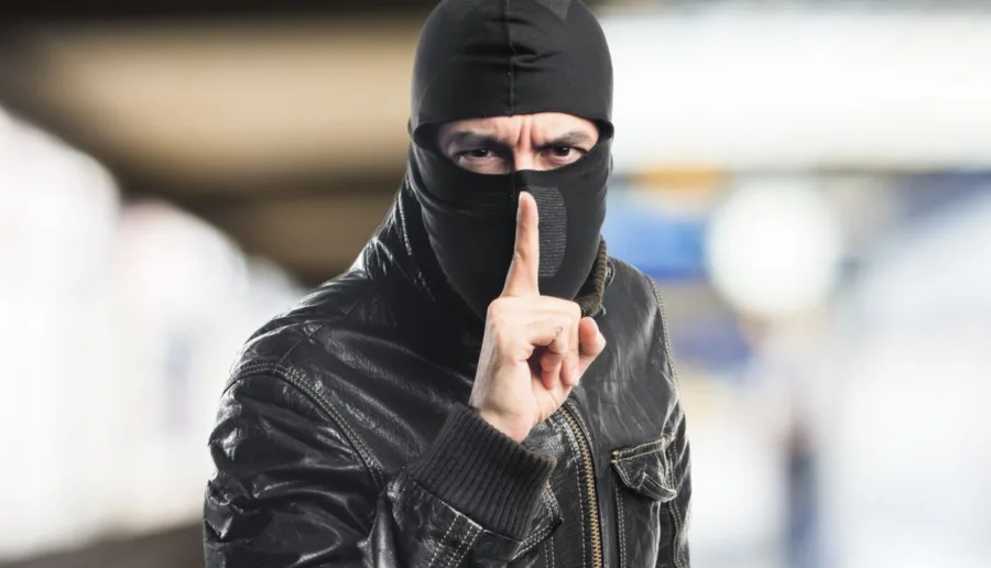 EUA pressionam Brasil a classificar PCC e Comando Vermelho como terroristas transnacionais