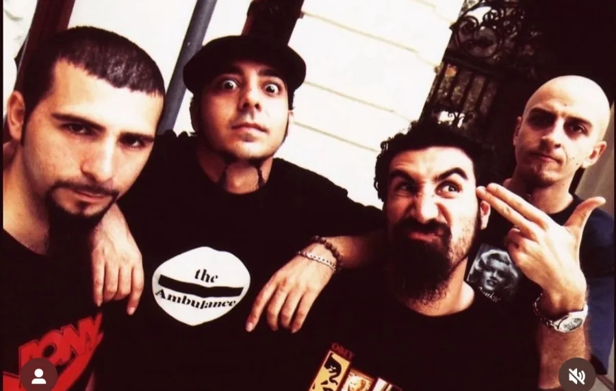 System of a Down inicia turnê no Brasil com espetáculo para 44 mil pessoas em Curitiba