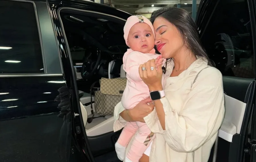 Giovanna Roque encerra relação com MC Ryan SP após acusações de abuso e exposição nas redes