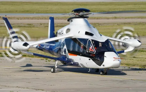 A Airbus revelou o Racer, helicóptero híbrido que alcança 400 km/h. O modelo decola como helicóptero e voa como avião, com menos consumo e mais autonomia operacional.