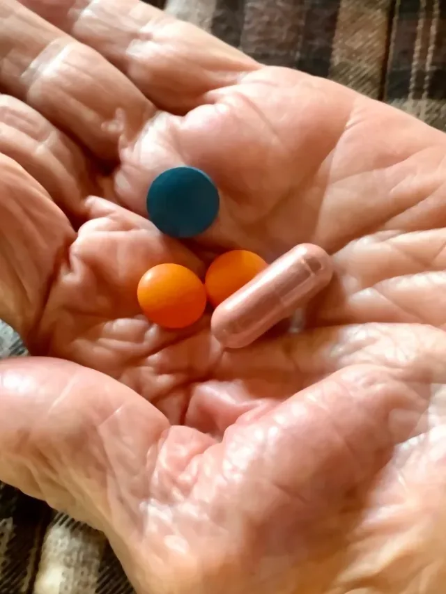 Estudo revela como placebos provocam efeitos reais no corpo