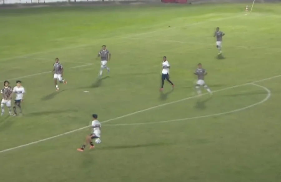 Fluminense 1 x 0 São Paulo: Tricolor paulista pressiona, mas desperdiça chances fora de casa no Brasileirão Sub-17