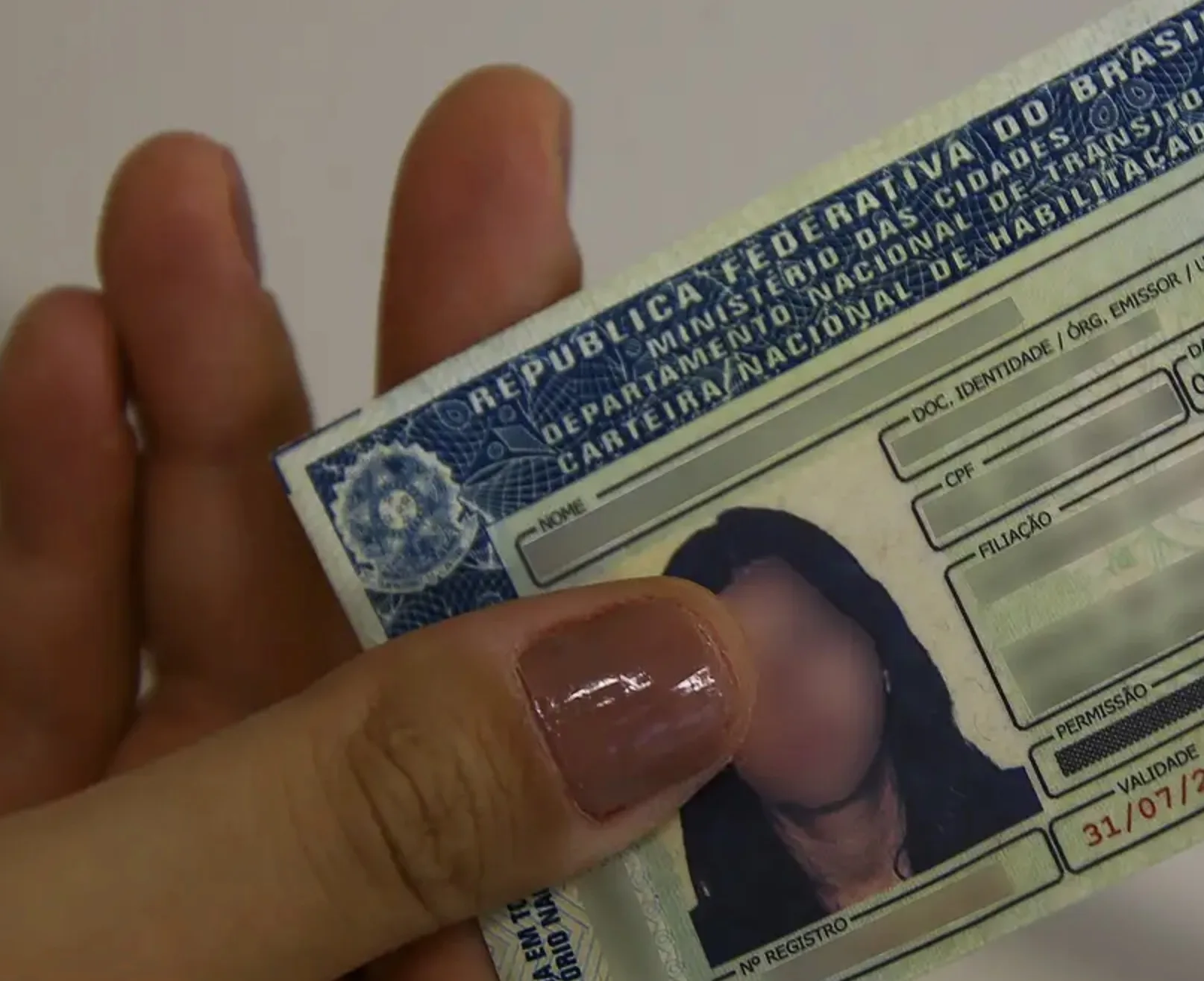 O governo da Bahia divulga hoje a lista dos contemplados com CNH gratuita. São 12 mil vagas e os selecionados também serão avisados pelo WhatsApp cadastrado.