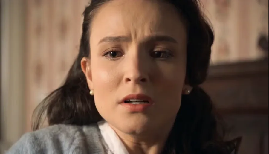 Enfermeira vende alianças dos pais para custear exames urgentes da irmã em Êta Mundo Melhor!