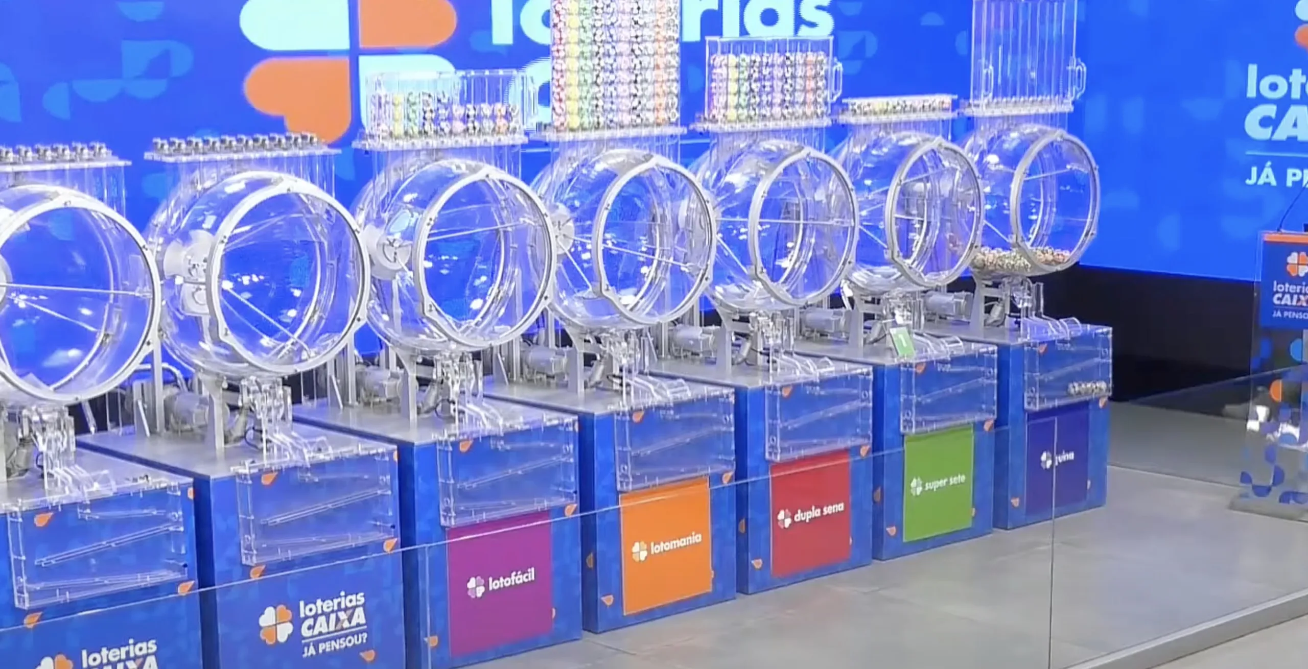 Todos os sorteios desta terça acontecem às 20h no Espaço da Sorte, em São Paulo. Os resultados serão divulgados minutos depois para conferência dos jogos.