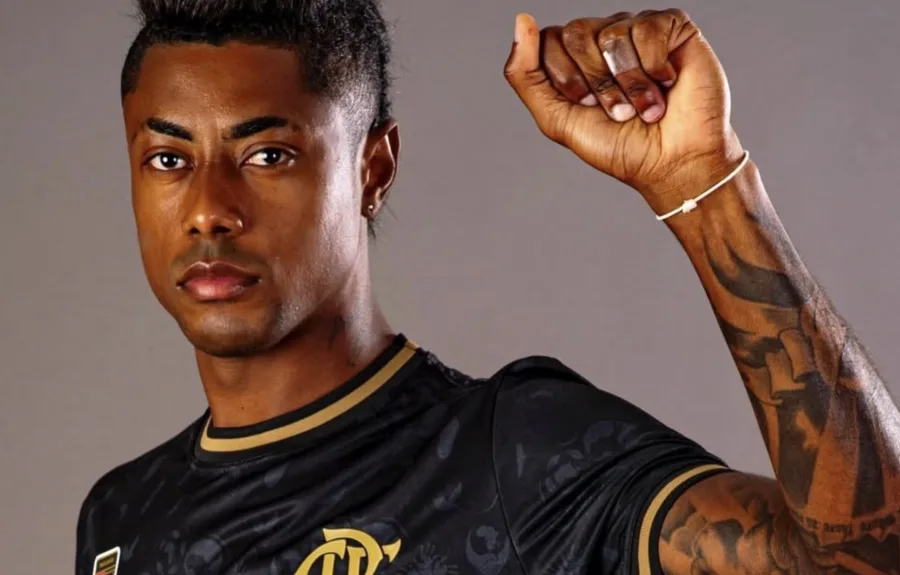 Flamengo sai na frente com gol de Bruno Henrique em cabeçada precisa contra o Internacional pela Libertadores