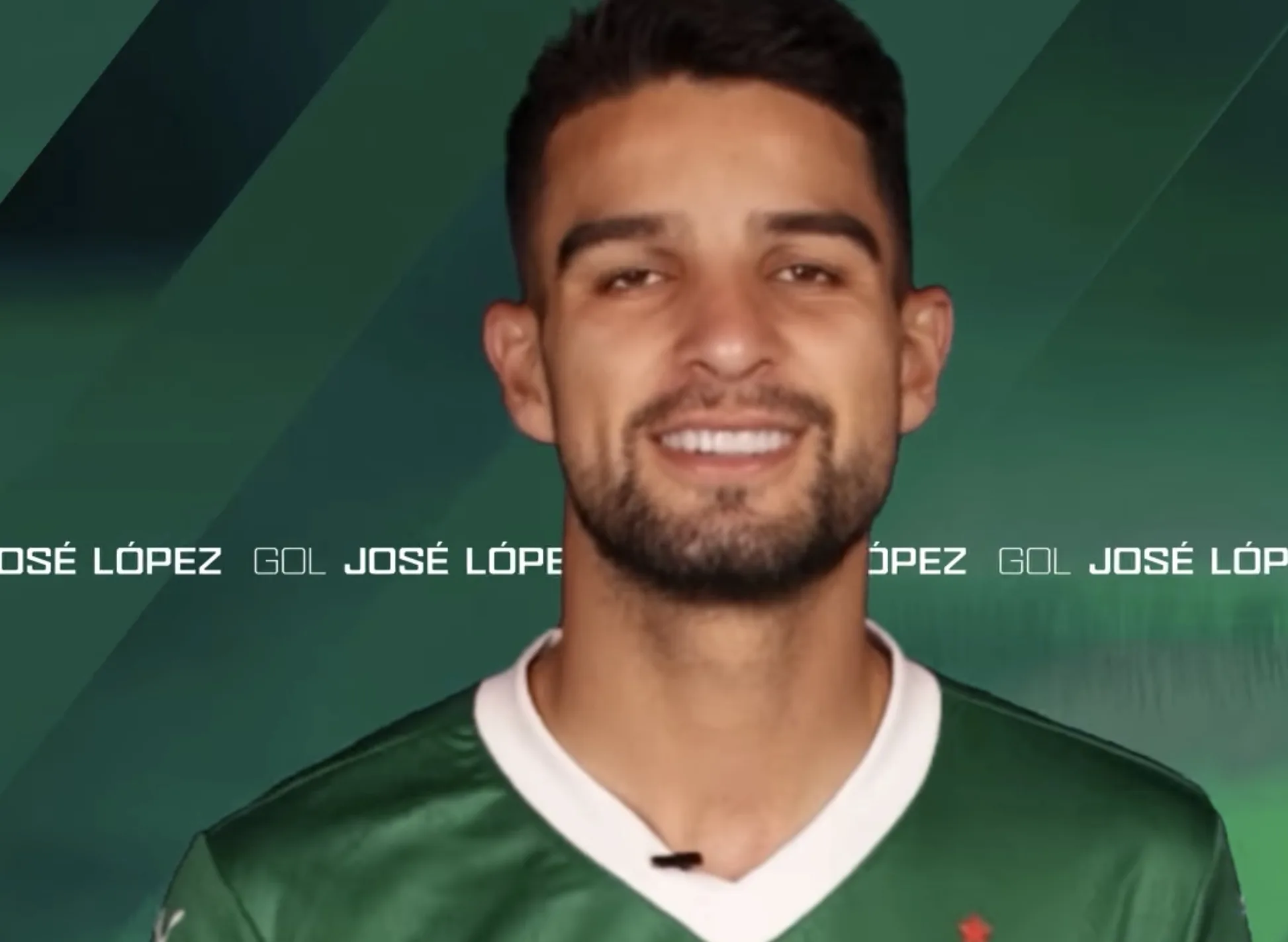 O Palmeiras saiu de Lima com vitória por 4 a 0 sobre o Universitario, gols de Gómez, Flaco López e Vitor Roque, controlando o jogo do início ao fim.