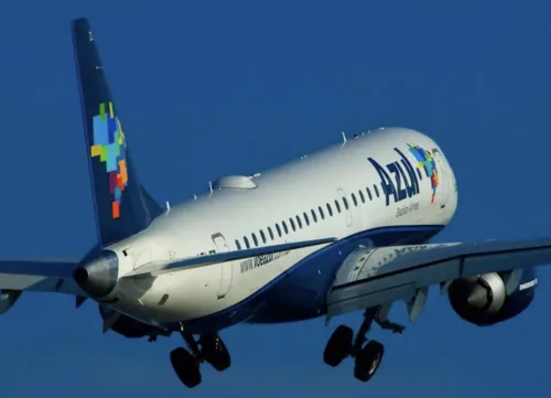 Azul corta voos em 13 cidades e reduz frota em plano de recuperação financeira