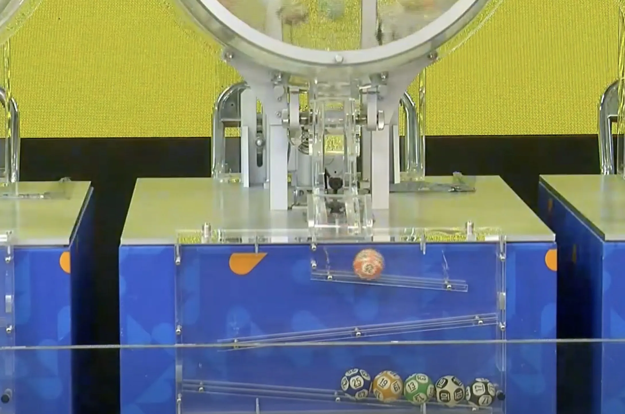 A Lotofácil 3478 sorteia hoje R$ 1,8 milhão, mantendo sua fama de ser a loteria mais acessível, com boas chances de ganho e apostas populares.