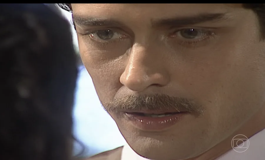 Giuliana enfrenta dilema da gravidez enquanto Marco pressiona casamento