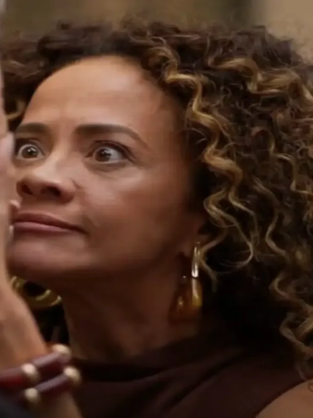 Que horas vai passar Dona de Mim hoje? Jaques admite amor por Olívia