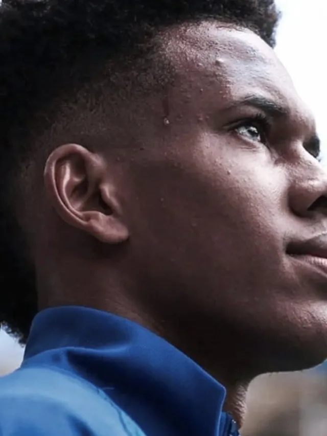 Estêvão abre o placar em jogo Brasil x Chile