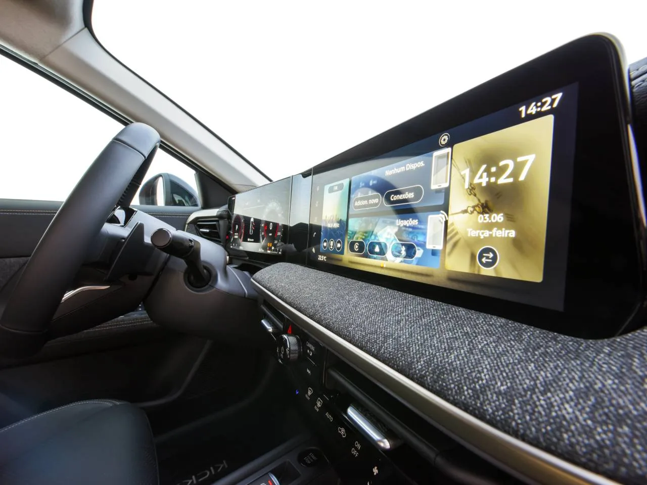 Com novas opções, interior aprimorado e tecnologia crescente, o Kicks Sense se fortalece na disputa dos SUVs compactos e amplia seu apelo para quem busca valor e personalização.