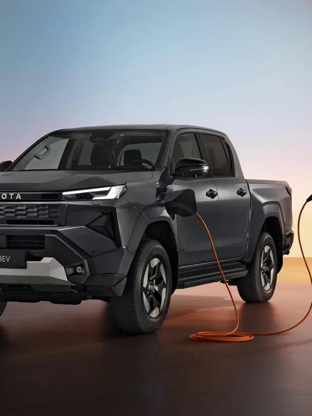 Nova Hilux 2026 estreia com versão híbrida e elétrica; veja o que muda