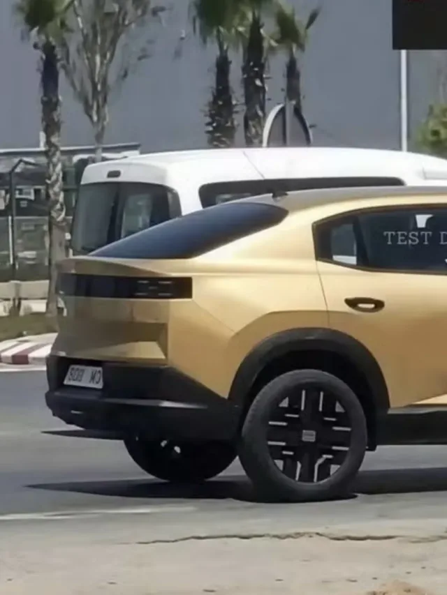 Fiat Fastback 2027 aparece sem camuflagem e revela mudança total