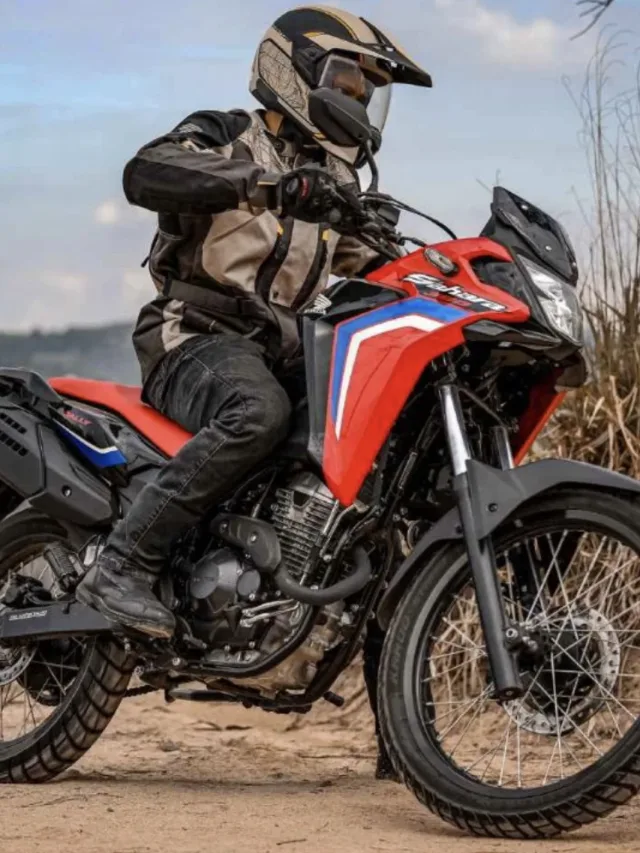 Honda Sahara 300 2026 muda visual e mantém motor conhecido